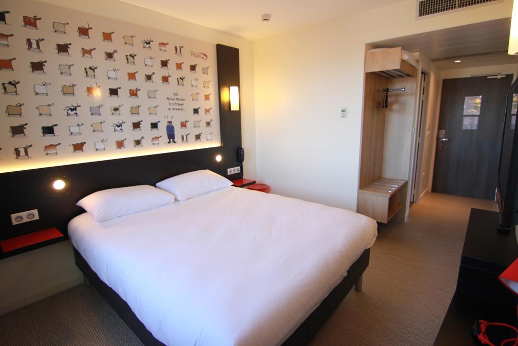 Hotel ibis Styles Flers Exterior foto